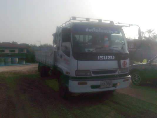 ขาย ISUZU DECA ยาว 6.20 รถ 6 ล้อประกอบ ยาง 8.25 เจ้าของขับเอง  เครื่อง 195 จดทะเบียนใหม่ปี 54