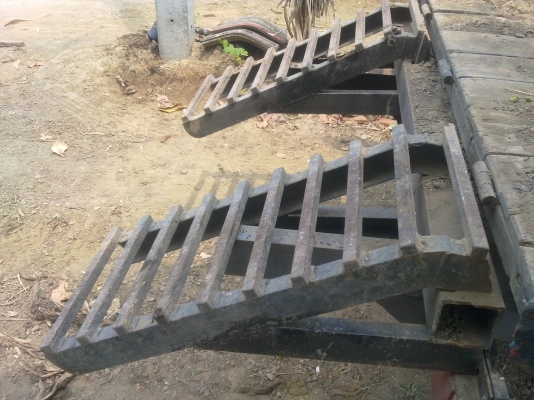 รถบรรทุก 4 ล้อ isuzu elf พร้อมใช้งาน ไม่มีทะเบียน ราคาต่อรองได้