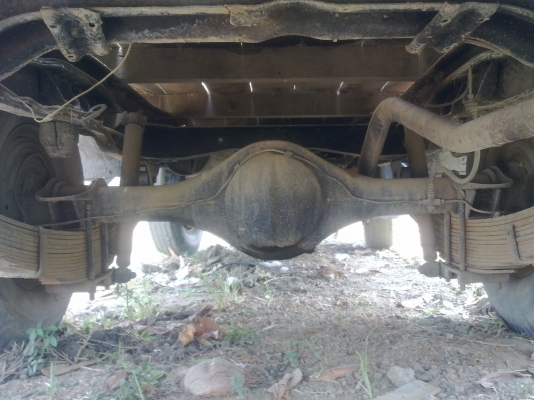 รถบรรทุก 4 ล้อ isuzu elf พร้อมใช้งาน ไม่มีทะเบียน ราคาต่อรองได้