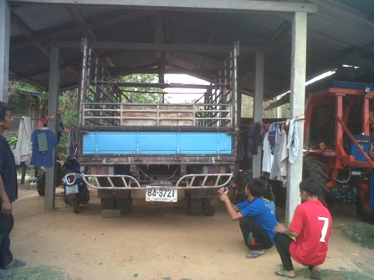 6 ล้อ ISUZU NPR ประกอบ 115 แรง เกียร์ยาว หน้า-หลังเดิม ๆ ไม่ใช้งานหนัก(รถบ้านสภาพดี)