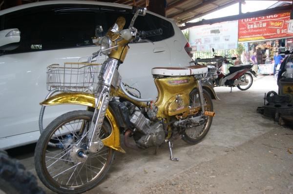 ขายด่วน c70 มีใบ  เครื่องโซ  เครื่องฟิต ของ ซุบเยอะ ขายถูกๆ 15000