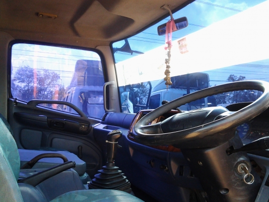 ขายhino FM1Jหัวลากปี48เครื่อง260แรงรถห้าง สวยพร้อมใช้