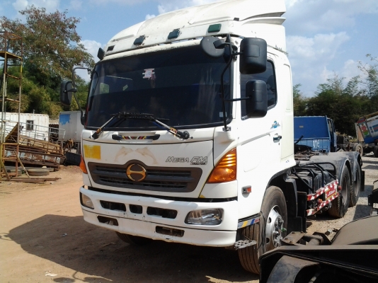 ขายhino FM1Jหัวลากปี48เครื่อง260แรงรถห้าง สวยพร้อมใช้