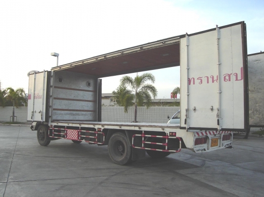 ขายHINO 6ล้อตู้ ขายHINO 6ล้อตู้