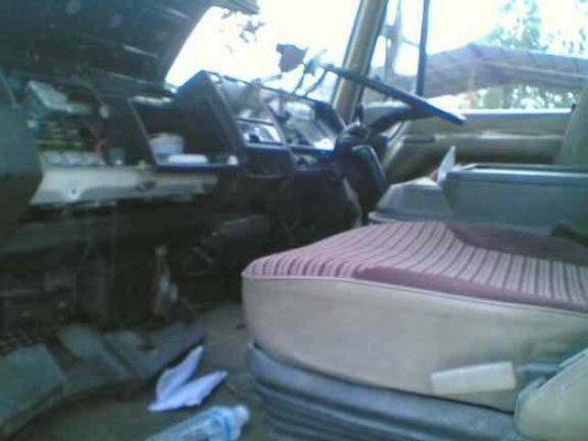 HINO F17 - 168 HP EH700 สิบล้อล่องเพลาเดียว กระบะไม้คอกสูงเกษตรสภาพอย่างสวยยาว 6.20 เมตร เครื่องยนต์เดิมๆแห้งดีแรงดี หัวเก๋งสีสันบางเดิมภายในสวยครบ แอร์ พวงมาลัยเพาเวอร์ เบรคทริ๊ปฟี้พร้อม ช่วงล่างคัชซีสวยไม่มีดาม ยางสภาพดี 10 เส้นประมาณ 80\% พร้อมใช้งาน เอ HINO F17 - 168 HP EH700 สิบล้อล่องเพลาเดียว กระบะไม้คอกสูงเกษตรสภาพอย่างสวยยาว 6.20 เมตร เครื่องยนต์เดิมๆแห้งดีแรงดี หัวเก๋งสีสันบางเดิมภายในสวยครบ แอร์ พวงมาลัยเพาเวอร์ เบรคทริ๊ปฟี้พร้อม ช่วงล่างคัชซีสวยไม่มีดาม ยางสภาพดี 10 เส้นประมาณ 80\% พร้อมใช้งาน เอ