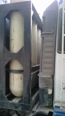 Hino หัวโปรเฟีย 12 ล้อ แก๊ส 6 ถัง เครื่อง  300 แรง คัสซี :FN1KWE1017มีระบบลากพ่วง