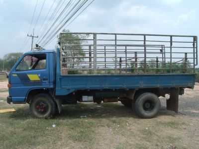 ขายหกล้อ NKR เครื่อง 4BD1 เล่มทะเบียนพร้อมชุดโอน ขายหกล้อ NKR เครื่อง 4BD1 เล่มทะเบียนพร้อมชุดโอน