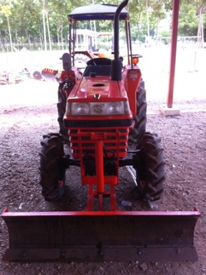 ขายรถไถ Kubota L 2605 4WD พร้อมดันหน้าและผานพรวน
