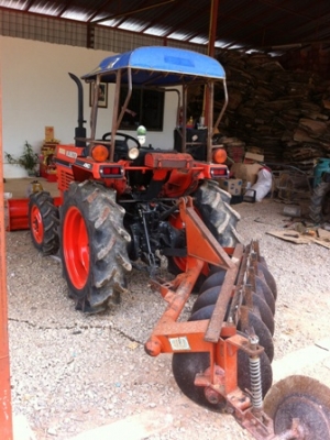 ขายรถไถ Kubota L 2605 4WD พร้อมดันหน้าและผานพรวน ขายรถไถ Kubota L 2605 4WD พร้อมดันหน้าและผานพรวน