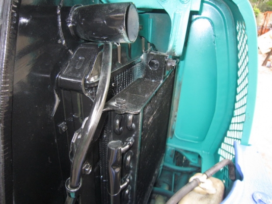 KOMATSU รุ่น PC30-7- แทร็กเหล็ก มือสองญี่ปุ่น