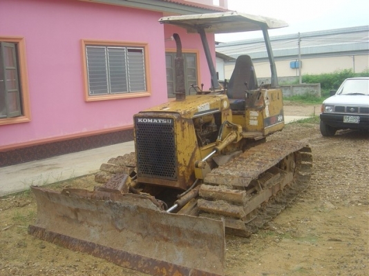 ต้องการขาย โคมัสสุ  D-2 รุ่น 5