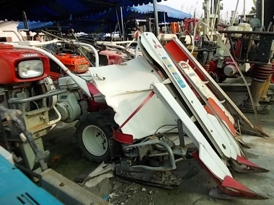 รหัส:12000868รถเกี่ยวข้าวเดินตามใช้เครื่องF25L-2ขนาด2.5PS.มีอุปกรณ์ชุดมัดฟางข้าวwww.nihonmono.com