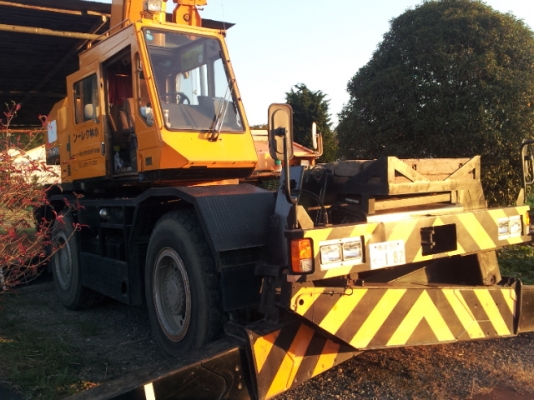 ขายรถเครน TADANO 25 ตัน M5 ของยังอยู่ที่ญี่ปุ่น สามารถสั่งซื้อและจองได้ หรือจะสอบถามข้อมูลที่เจี๊ยบเลยจร้า 087-3310254 เจี๊ยบค่ะ