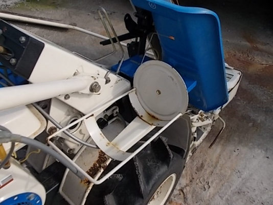 รหัส:12000858รถเกี่ยวข้าวเดินตามใช้เครื่องKF34Gขนาด2.3PS.คล่องตัวสภาพสวยwww.nihonmono.com