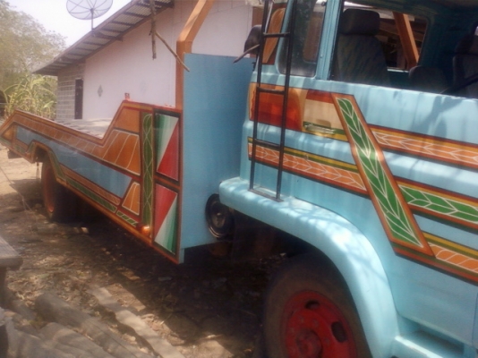 ต้องการขายรถบรรทุกเทเลอร์