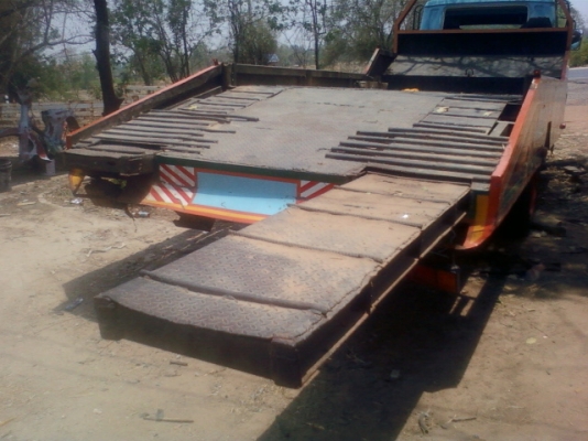 ต้องการขายรถบรรทุกเทเลอร์