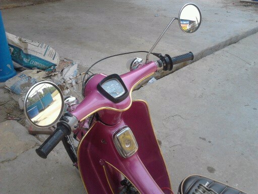 ขาย HONDA C 70 ขายตามสภาพมีอะไหล่ให้ครบ สีสวยมาก ไฟเต็มคัน ทะเบียนแท้