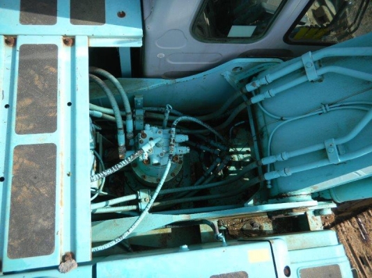 New stock from JAPAN Kobelco SK200-6 YN07 ปี 2000 สวย ๆ ถูก ๆ ครับ