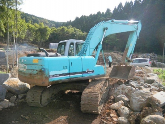 New stock from JAPAN Kobelco SK200-6 YN07 ปี 2000 สวย ๆ ถูก ๆ ครับ