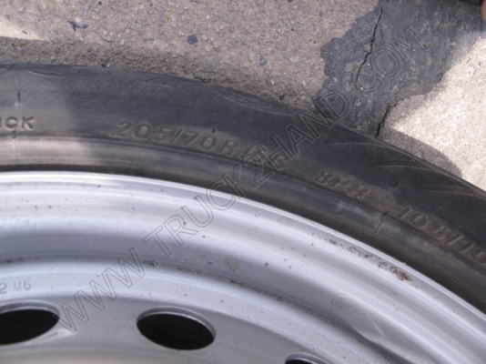 รถกระบะ ยี่ห้อ MITSUBISHI