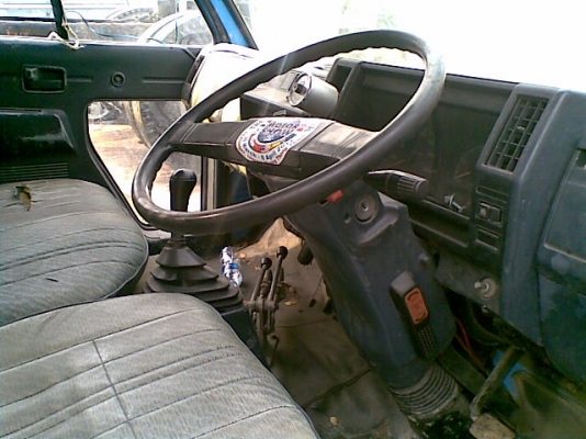 ขาย 6ล้อ อีซูซุ NKR ดั้ม เครื่อง 4BE1