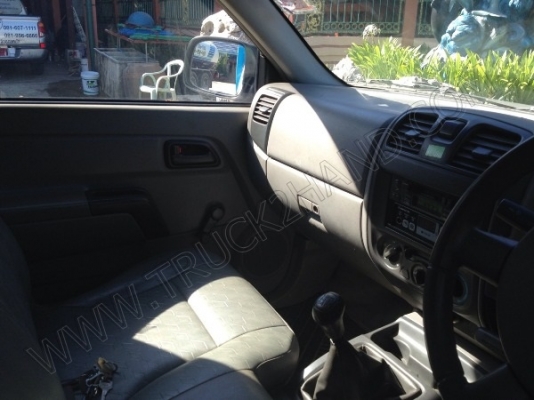 รถบรรทุก 4 ล้อตู้เย็น ยี่ห้อ ISUZU รุ่น D-MAX รถบรรทุก 4 ล้อตู้เย็น ยี่ห้อ ISUZU รุ่น D-MAX