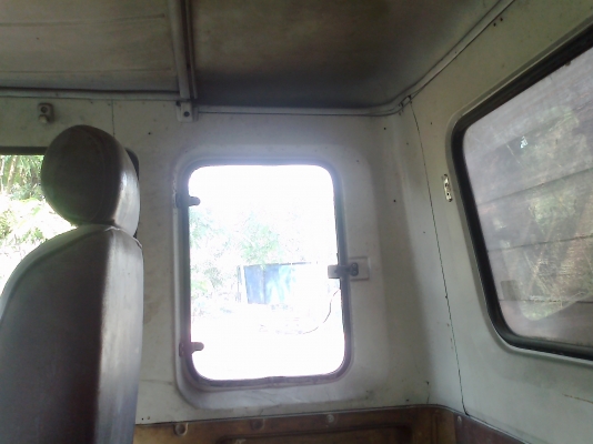 ขายด่วนถูกๆหกล้อ หัวเดิม ครัชซีเดิม เครื่องเดิมหน้ากากทอง ของห้างแท้ๆรถสวยเดิมๆ ยาว 7 เมตรครึ่ง พร้อมใช้งาน Hino FF177 KA เครื่อง EH700