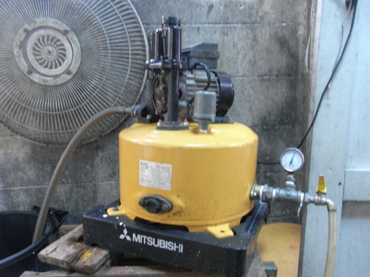 ขายปั้มน้ำ Mitsubishi 250 W สภาพสวยพร้อมใช้งาน รับประกันคุณภาพ ดูประวัติการขายผมได้ครับ