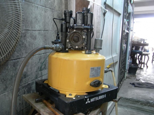 ขายปั้มน้ำ Mitsubishi 250 W สภาพสวยพร้อมใช้งาน รับประกันคุณภาพ ดูประวัติการขายผมได้ครับ