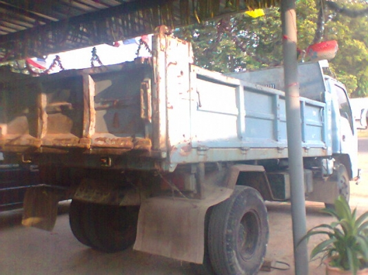 หกล้อดั้ม120ฝาขาวปี41Fหน้าFหลังเกียร์ร็อก6เกียร์เดินหน้าสภพสวยพร้อมใช้ครับ