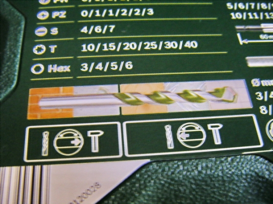 ขาย-BOSCH X44 ชุดเครื่องมือไฟฟ้า จำนวน44ชิ้น44 เช่น ดอกเจาะ เจาะกระแทก ดอกไขควง1/4" แบน แฉก หกเหลี่ยม ท็อก ลูกบล็อก1/4"