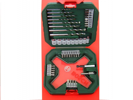 ขาย-BOSCH X44 ชุดเครื่องมือไฟฟ้า จำนวน44ชิ้น44 เช่น ดอกเจาะ เจาะกระแทก ดอกไขควง1/4" แบน แฉก หกเหลี่ยม ท็อก ลูกบล็อก1/4"