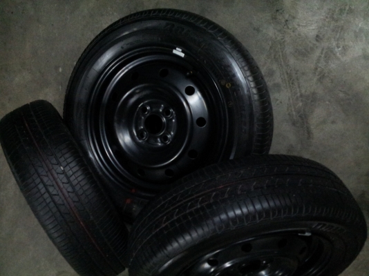 ขายยางบริสโตนล้อกะทะใหม่ปี 1113