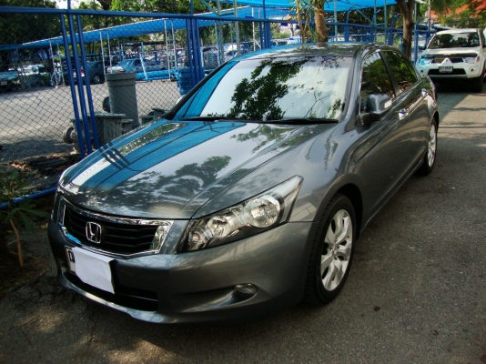 ขาย accord 2.4 el มือแรก ใช้น้อย 7 หมื่นกว่า กม.