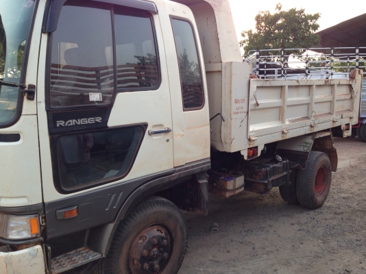 ขาย6ล้อHINOดั้ม195แรงม้า