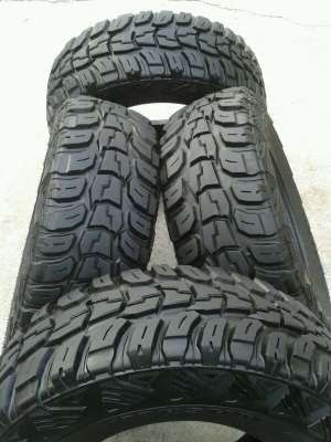 ขายยาง Mud 265/75 R16 ปี12
