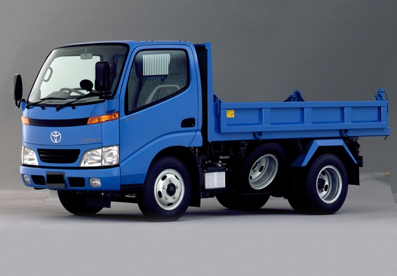ต้องการซื้อ หัวรถบรรทุก 6 ล้อ TOYOTA DYNA
