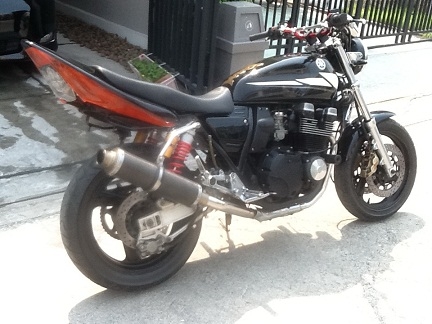 ขายด่วน xjr 400 อินวอย+สรรพสามิตรแล้ว สภาพดี 59000 ราคาลดได้คับ