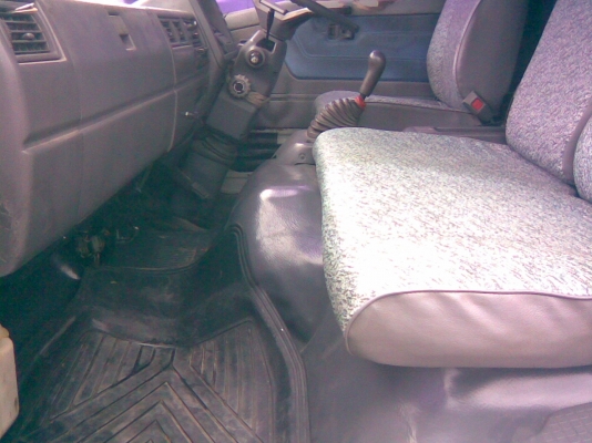 6 ล้อ HINO FC2W 120 แรงม้า  *ยาว 5.50 ม.*  รถสวย เดิมๆ * รถห้างแท้ ๆ *