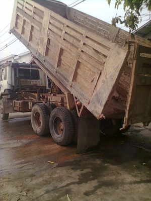 ขายรถสิบล้อ MITSUBISHI FN527M-TF 4233 หลงโบ 2 เพลาดัมพ์