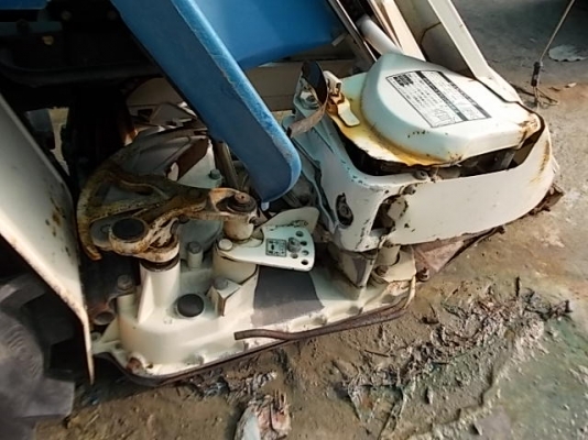 รหัส:12000857รถเกี่ยวข้าวเดินตามเครื่องKF34Gขนาด2.3PS.คล่องตัวสภาพสวยเกี่ยวง่ายwww.nihonmono.com