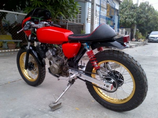 ขาย HONDA GL เครื่อง โซนิค ทะเบียน โอนไม่ขาด ต่อ คับ เครื่อง ดีพร้อมใช้ คับ ขาย 27500