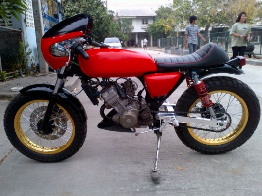 ขาย HONDA GL เครื่อง โซนิค ทะเบียน โอนไม่ขาด ต่อ คับ เครื่อง ดีพร้อมใช้ คับ ขาย 27500