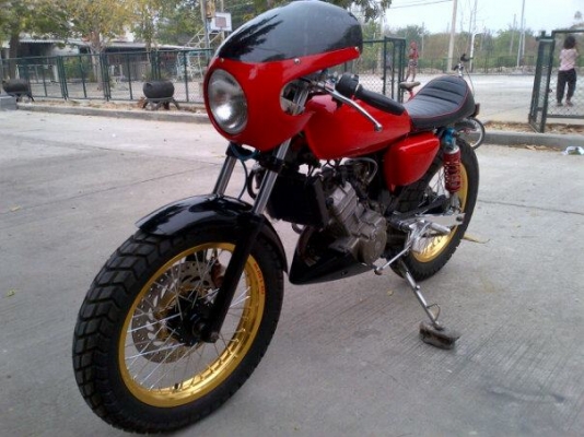 ขาย HONDA GL เครื่อง โซนิค ทะเบียน โอนไม่ขาด ต่อ คับ เครื่อง ดีพร้อมใช้ คับ ขาย 27500