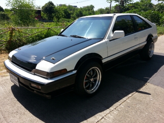 HARTBRACK รถสปอร์ต 2 ประตู ขายหรือแลกรถเก๋ง 4 ประตู