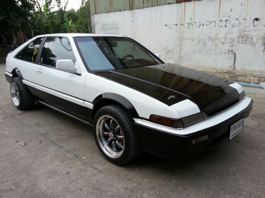 HARTBRACK รถสปอร์ต 2 ประตู ขายหรือแลกรถเก๋ง 4 ประตู