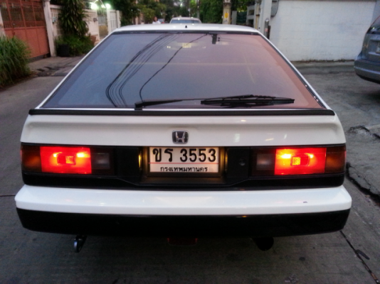 HARTBRACK รถสปอร์ต 2 ประตู ขายหรือแลกรถเก๋ง 4 ประตู