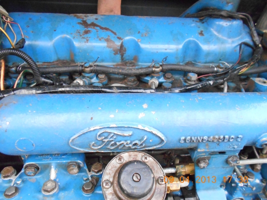 ขายรถแทรกเตอร์ ฟอร์ด 6610 เต็ม พร้อมเล่มทะเบียน