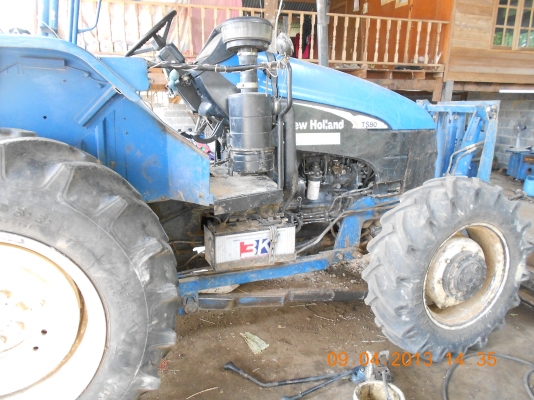 ขายรถแทรกเตอร์ ฟอร์ด TS90  4WD พร้อมเล่มทะเบียน