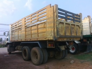 ขายด่วน HINO FM17สองเพลาดั้มวางเครื่อง HO7D 195แรงม้าสภาพพร้อมใช้งานสุดๆคัชซีสายจัดรถมือเดียวจากห้างโทร0801515451 0811838154